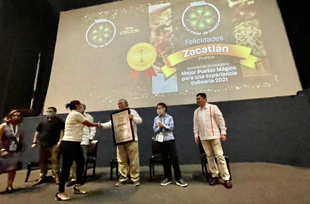 Recibe Zacatlán premio como  “Mejor Pueblo Mágico para una experiencia culinaria” de la revista México Desconocido