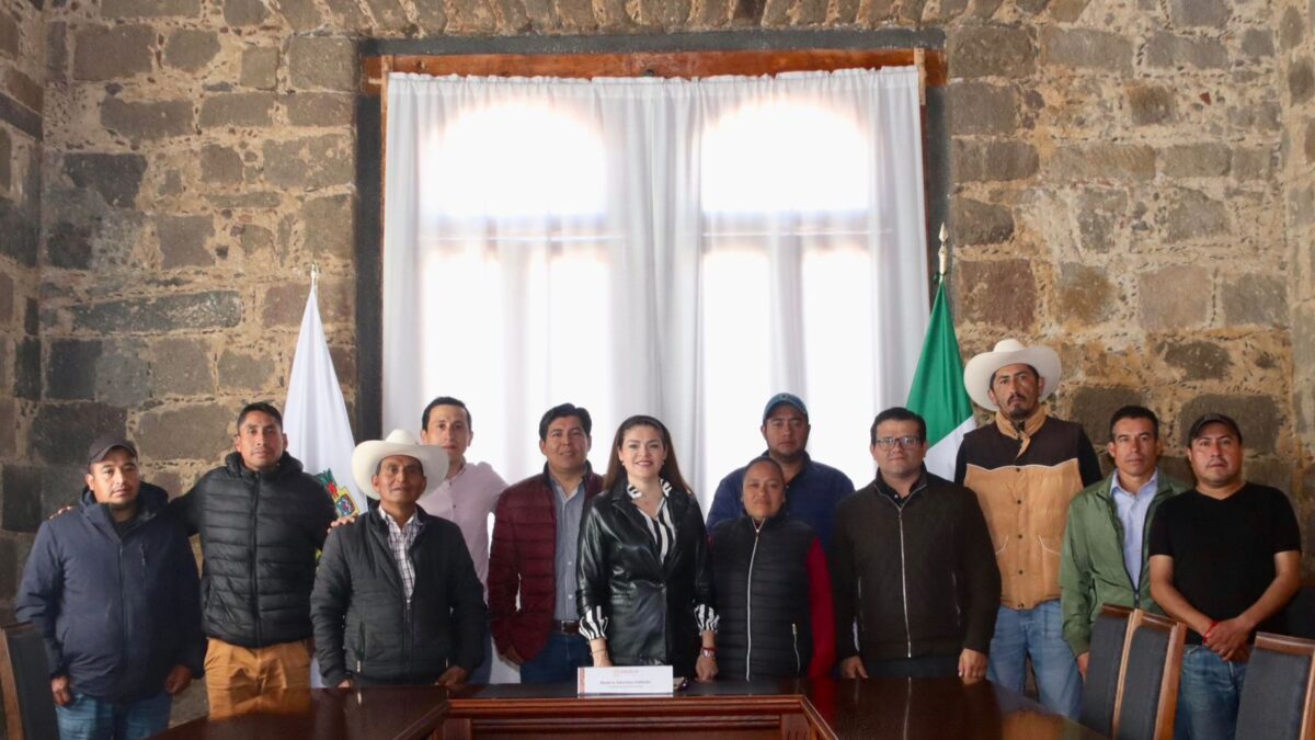 Bety Sánchez se reúne con presidentes electos de juntas auxiliares: “trabajaré con todas y todos”