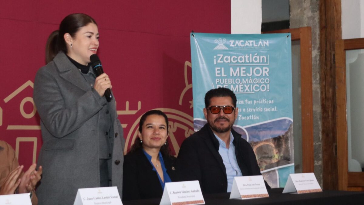 Vinculación del Ayuntamiento con instituciones educativas es importante para el progreso de Zacatlán: Bety Sánchez