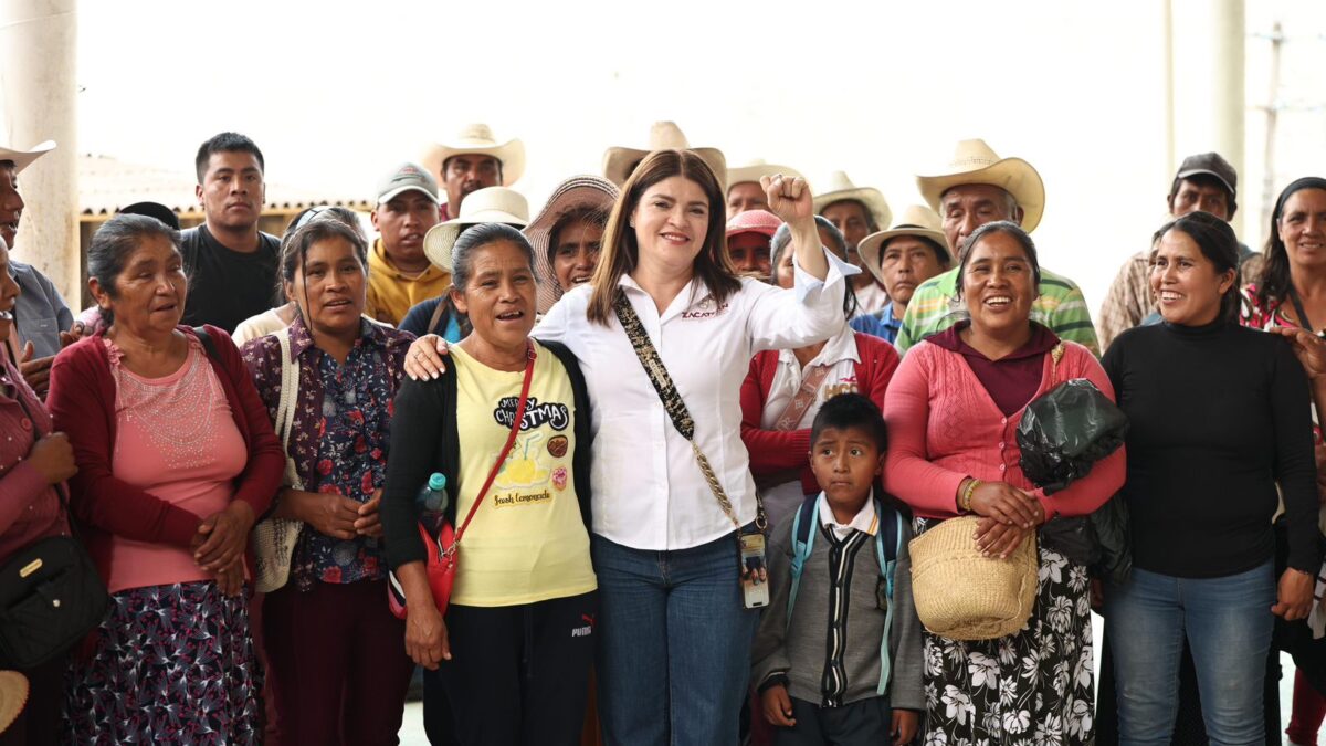 Vecinos de Yehuala y La Antena podrán tener acceso al agua, gracias a la gestión de Bety Sánchez