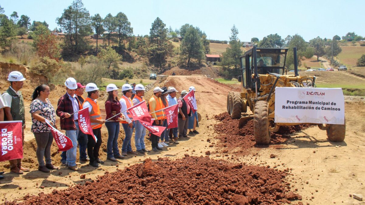 Rehabilitación de caminos en Zacatlán, una petición de la gente: Bety Sánchez