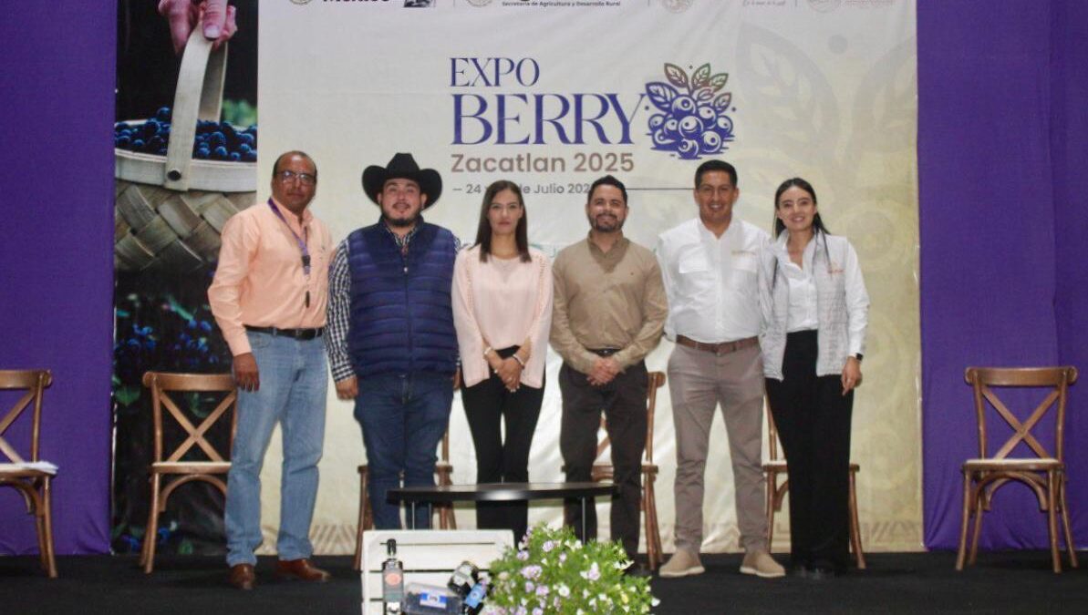 ExpoBerry Zacatlán: Ayuntamiento reconoce valor de productores de berries
