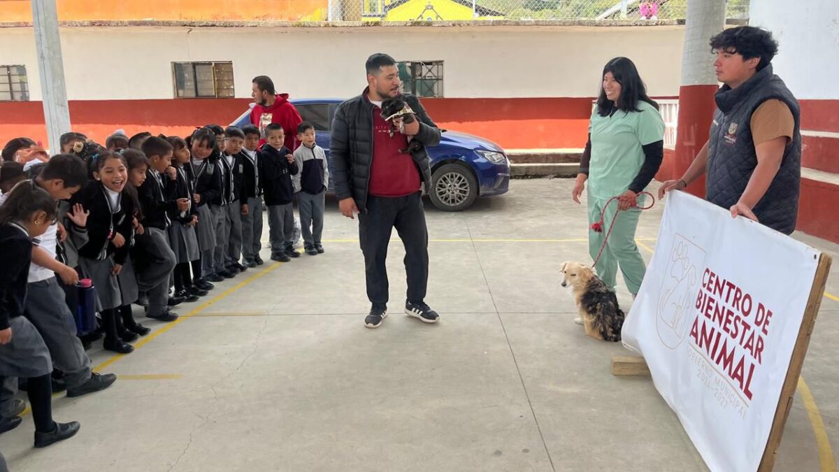 En Tepeixco, Ayuntamiento da plática de medio ambiente a niñas y niños de la Casa de la Niñez Indígena “Emperador Cuauhtémoc”