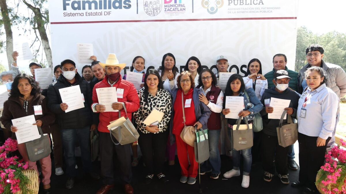 En Zacatlán realizan jornada de entrega de aparatos auditivos; más de 300 para la Sierra Norte de Puebla