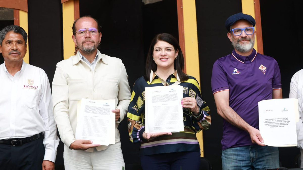 Zacatlán fortalece el acceso a la cultura con convenio para llevar cine a colonias y comunidades 🎬