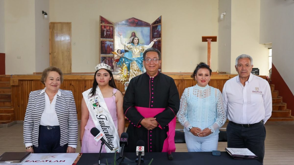 Presentan actividades deportivas y religiosas para la 84 Gran Feria de la Manzana en Zacatlán