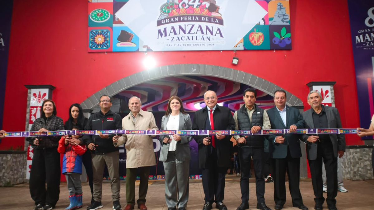 Con mariachi, pabellones renovados y mucho sabor a fiesta, inauguran la 84 Gran Feria de pabellones Manzana en Zacatlán